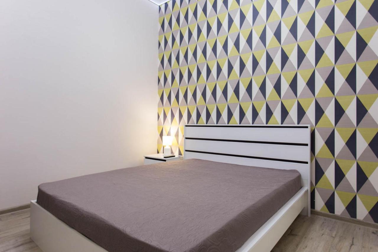 Modern Apartments In The Centre - Kuznechna Str. 26/4 خاركيف المظهر الخارجي الصورة