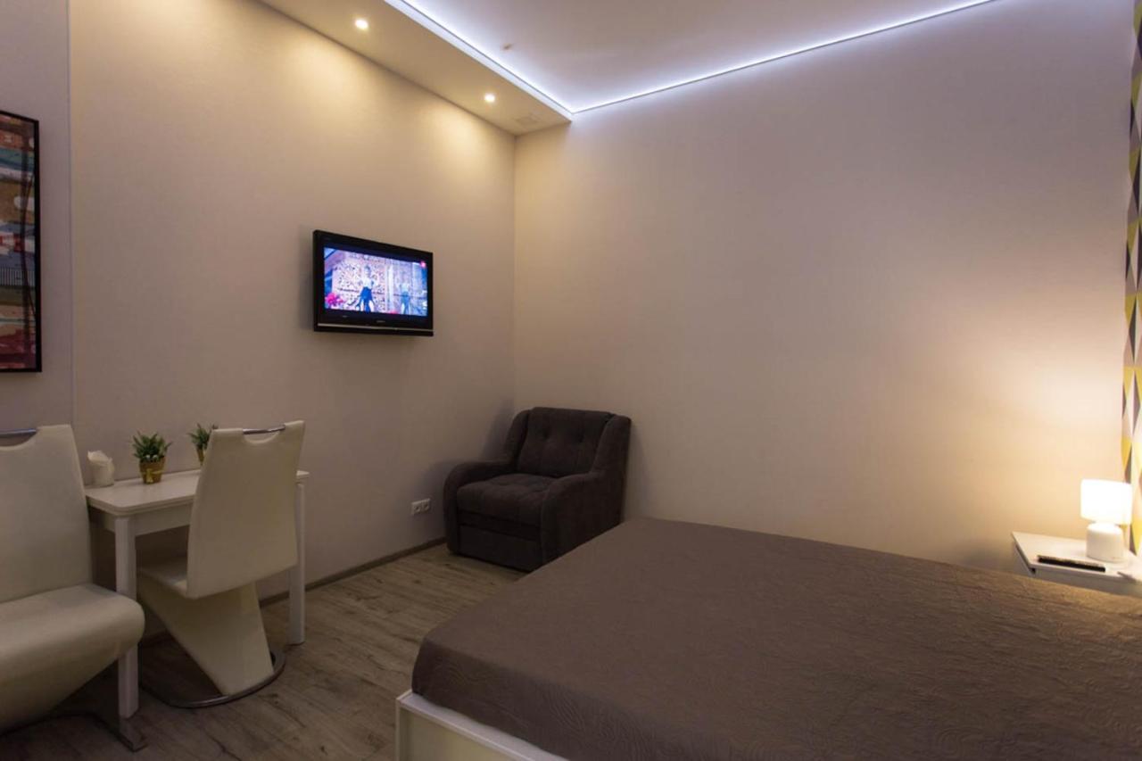 Modern Apartments In The Centre - Kuznechna Str. 26/4 خاركيف المظهر الخارجي الصورة