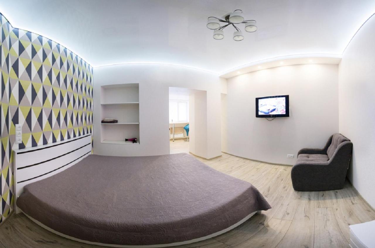 Modern Apartments In The Centre - Kuznechna Str. 26/4 خاركيف المظهر الخارجي الصورة