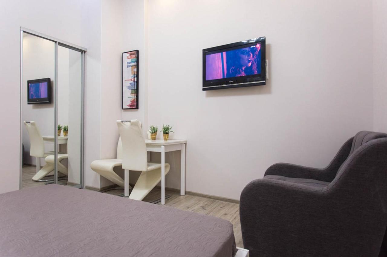 Modern Apartments In The Centre - Kuznechna Str. 26/4 خاركيف المظهر الخارجي الصورة