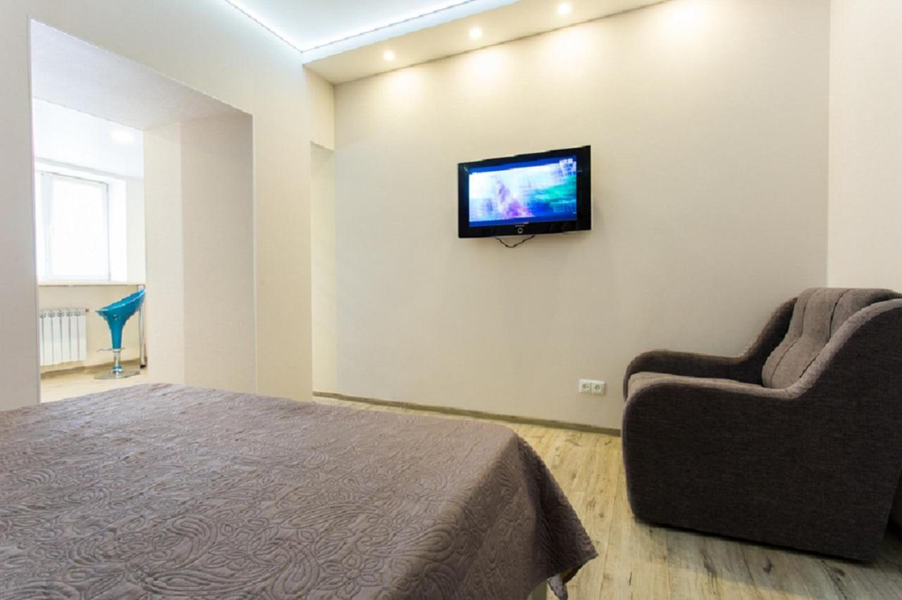 Modern Apartments In The Centre - Kuznechna Str. 26/4 خاركيف المظهر الخارجي الصورة
